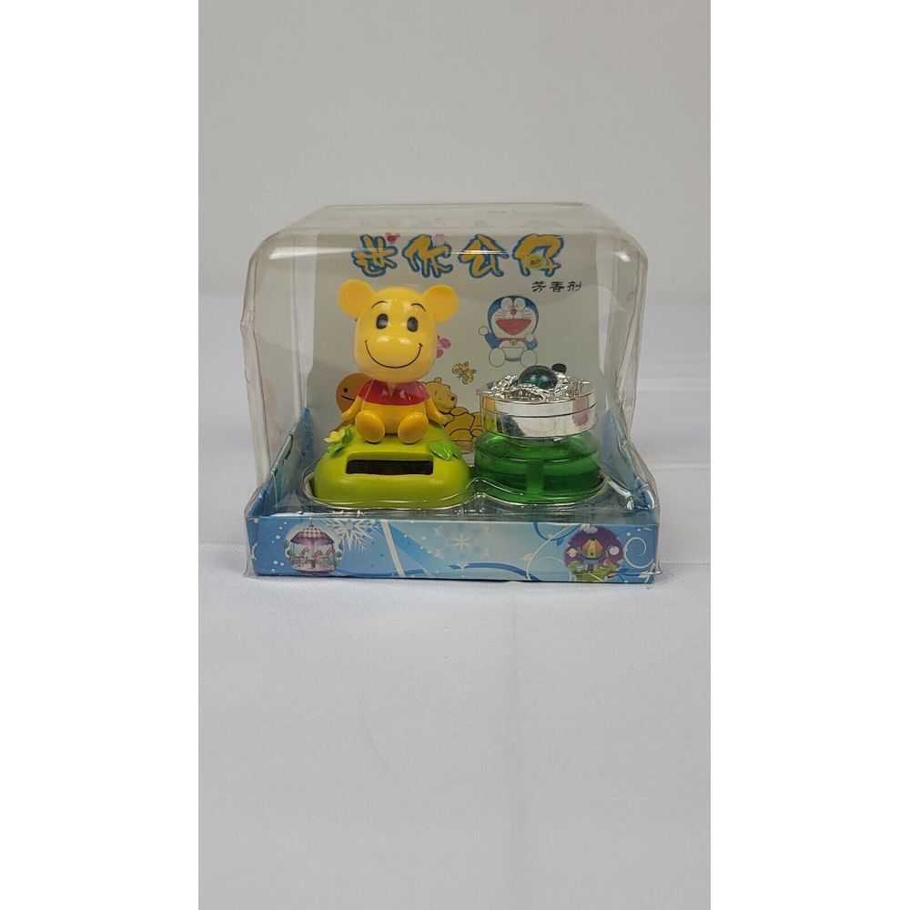 Solar Powered Bobblehead‎ Dancing Winnie The Pooh Toy Figure. NEW